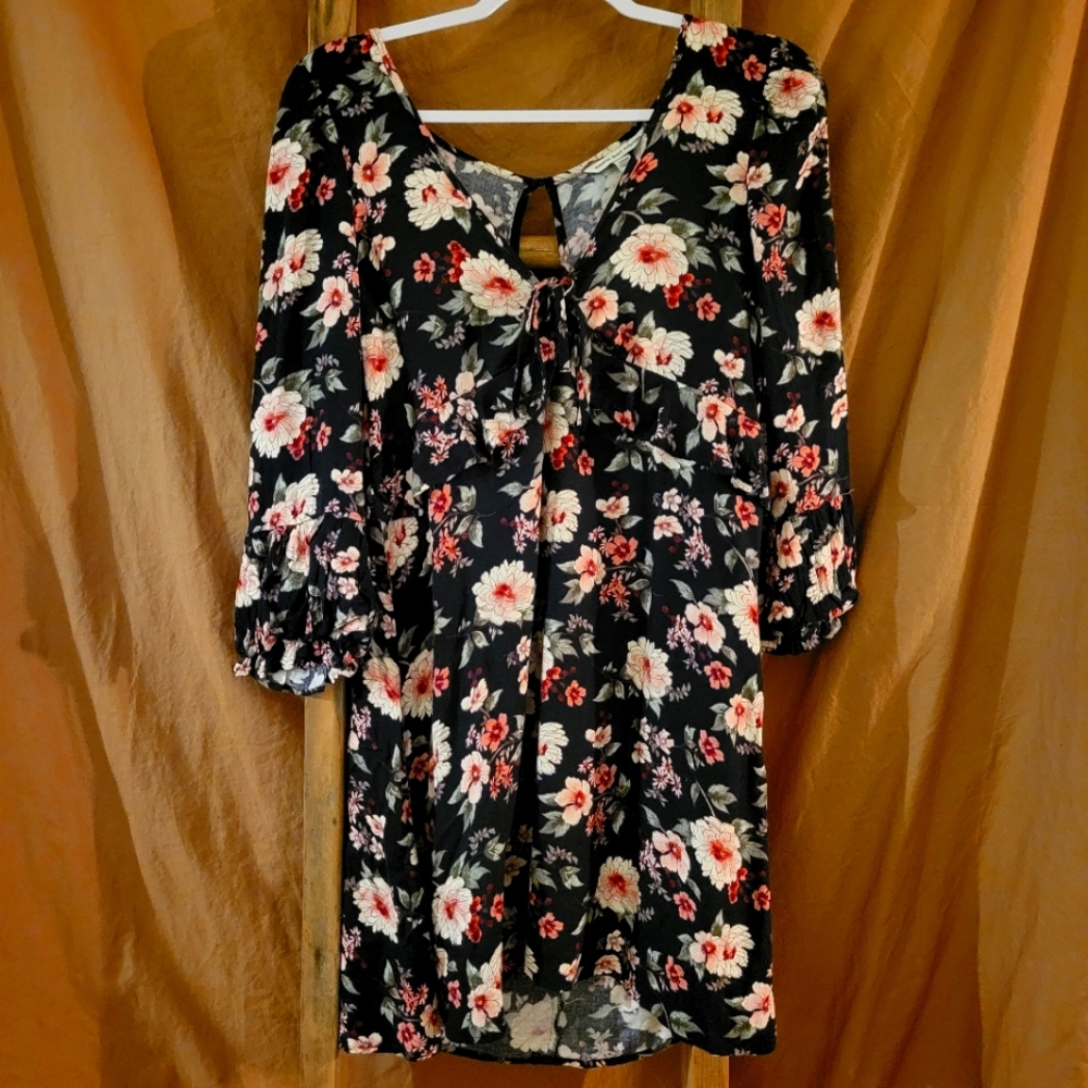 American Eagle Floral Long Sleeve Ruffle Dress